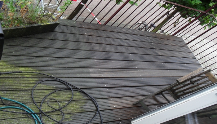 ook terras of balcon algaanslag verwijderd